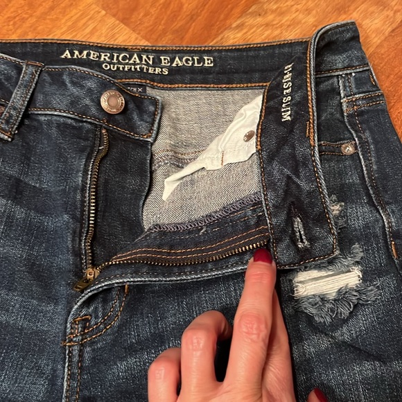 EUC American Eagle outfitters distressed, dark wash jeans - Picture 5 of 16